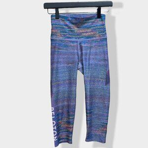 With Wear it to Heart Peloton Leggings‎ S